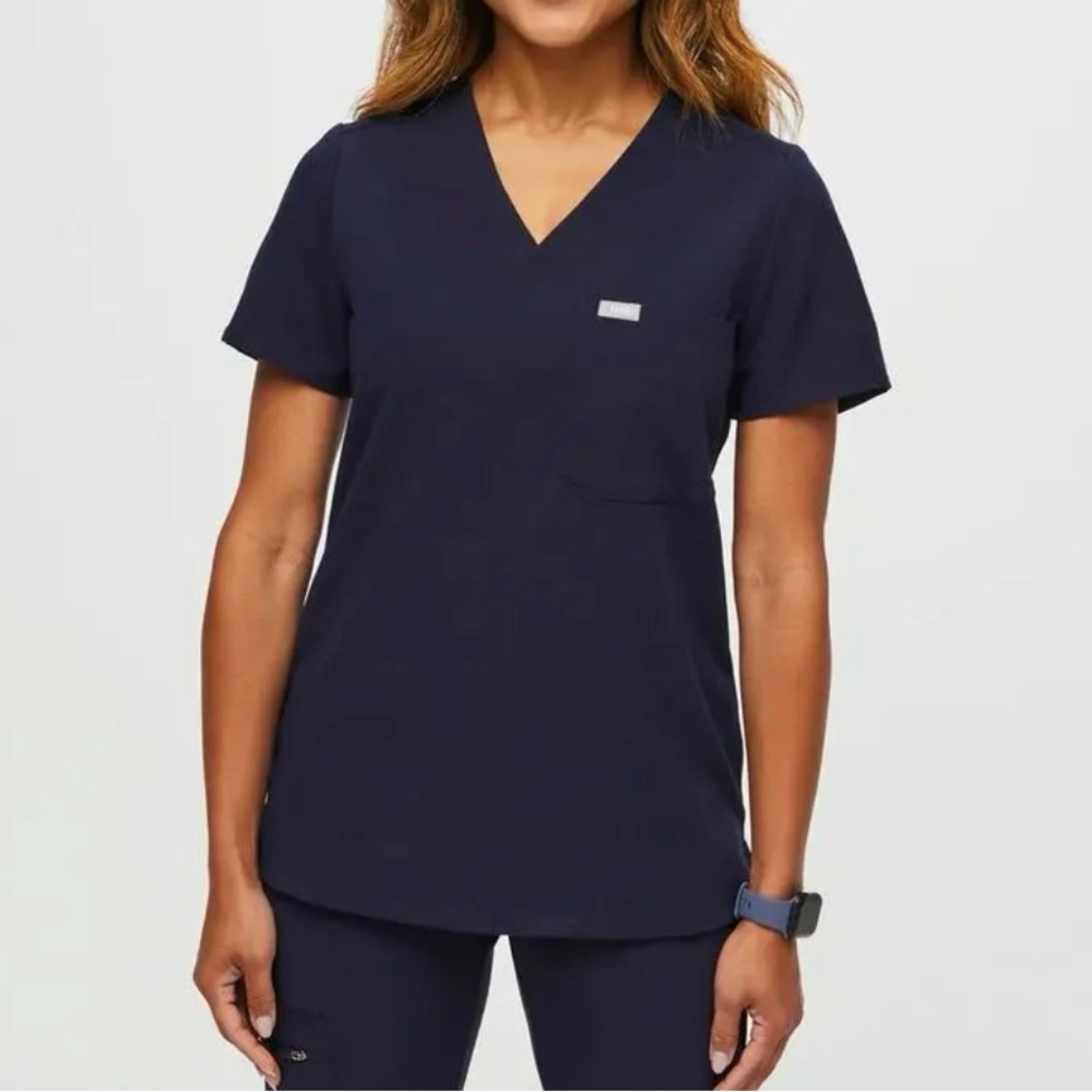 Figs Catarina One Pocket Scrub Top - Navy